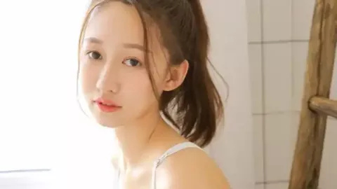 男子雇人假结婚